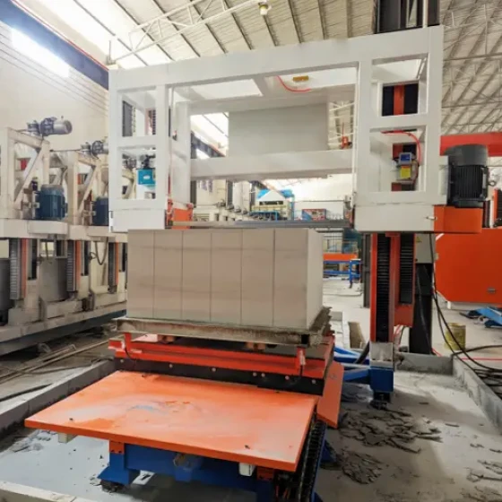 Thiết bị gạch nhẹ