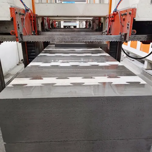 Thiết bị sản xuất gạch block composite sandwich tự cách nhiệt